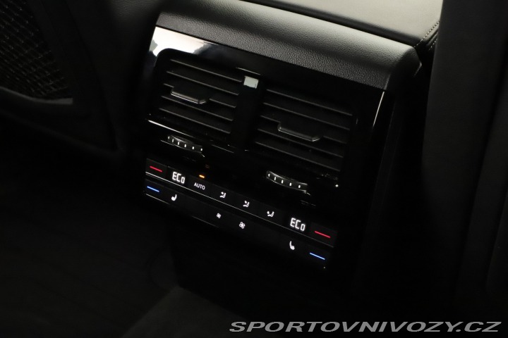 Volkswagen Ostatní modely Touareg R-Line 3.0 TDI 2021
