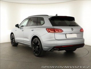 Volkswagen Ostatní modely Touareg R-Line 3.0 TDI 2021