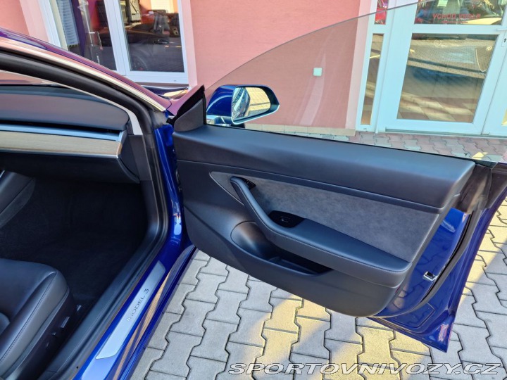 Tesla Model 3 Standard Plus 225kW 2020