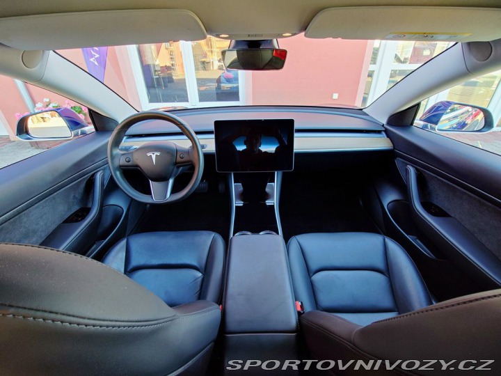 Tesla Model 3 Standard Plus 225kW 2020