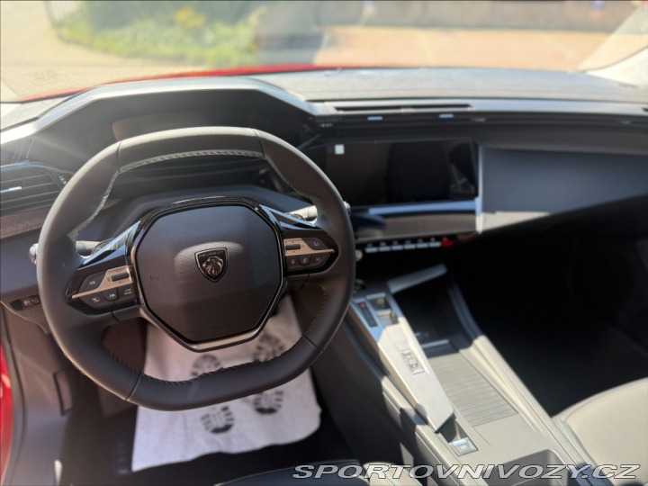 Peugeot 308 1,2 Hybrid 145 e-DCS6 SW 2025