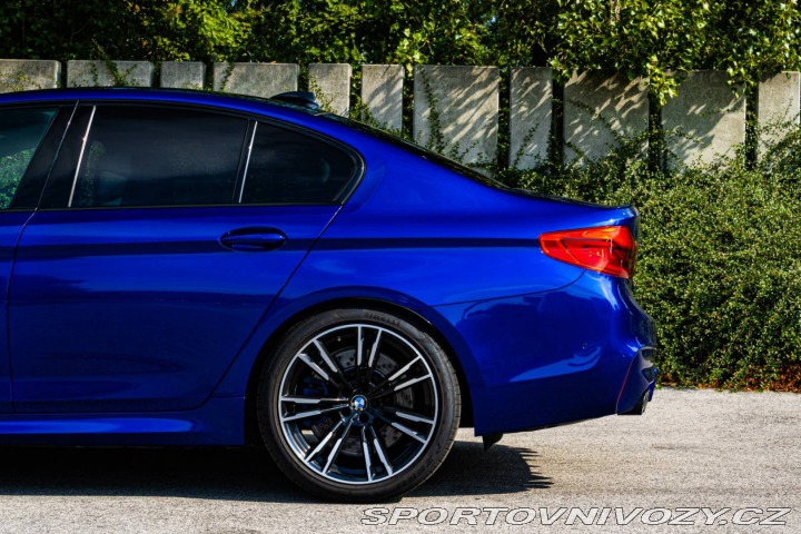 BMW M5 M5 A/T 2019