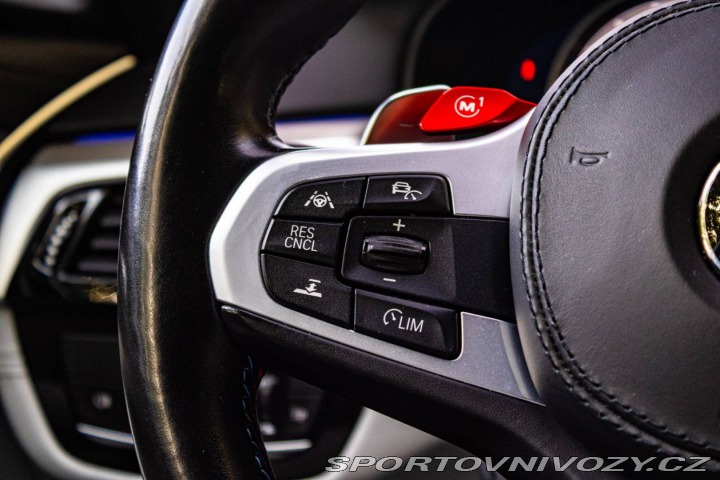BMW M5 M5 A/T 2019