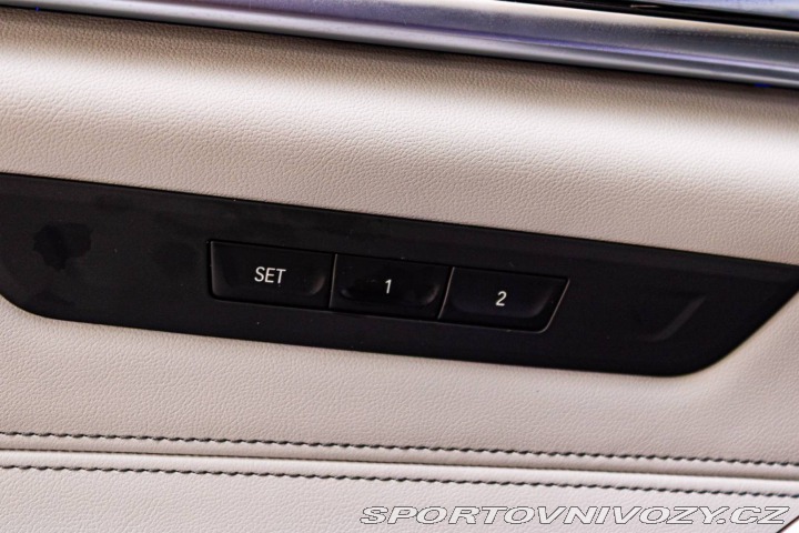 BMW M5 M5 A/T 2019