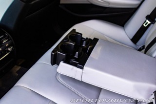 BMW M5 M5 A/T 2019