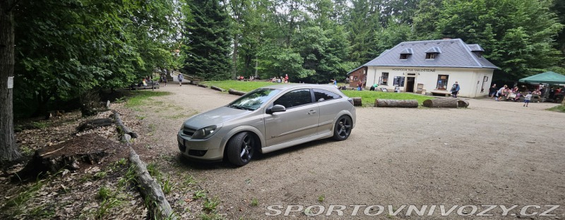 Opel Astra Astra H 1.9 CDTI GTC