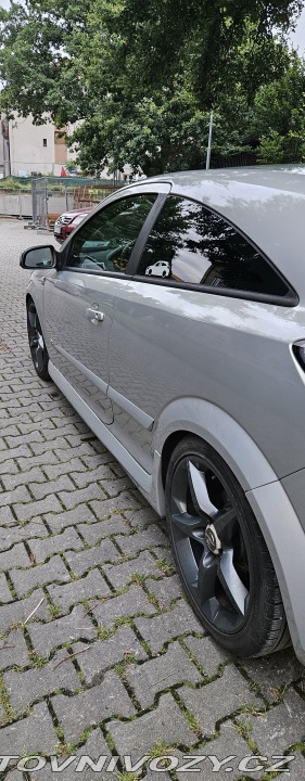 Opel Astra Astra H 1.9 CDTI GTC 2008