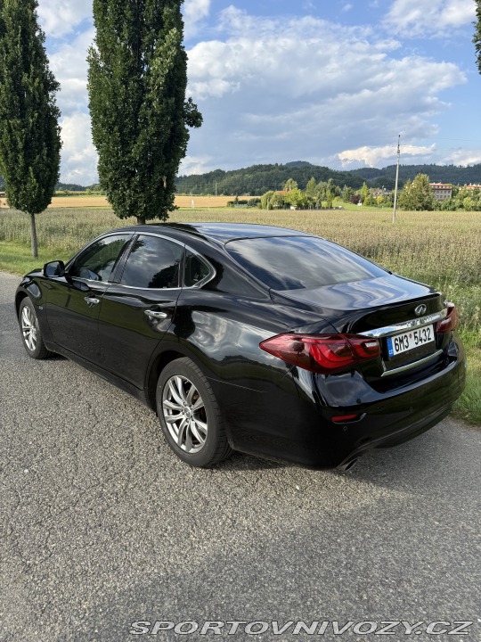 Infiniti Ostatní modely Q70 2015