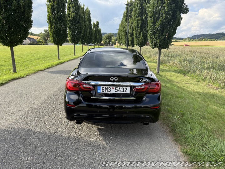 Infiniti Ostatní modely Q70 2015