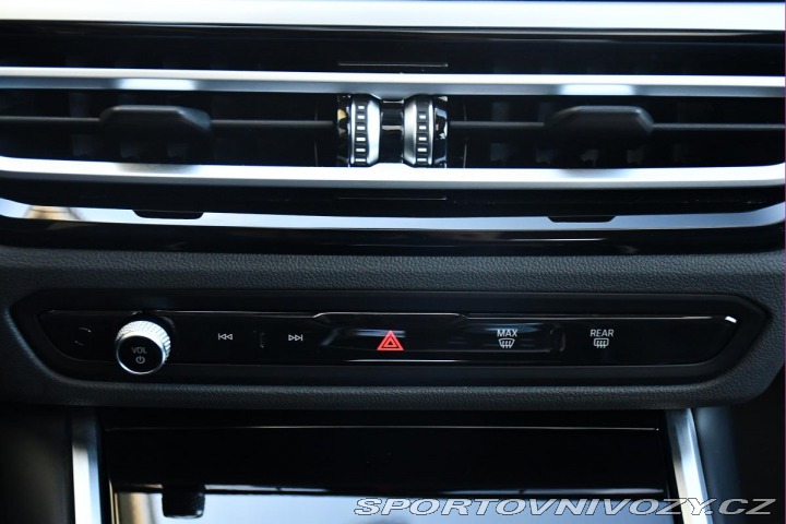 BMW i4 eDrive40 HUD 4L-ZÁRUKA So 2023