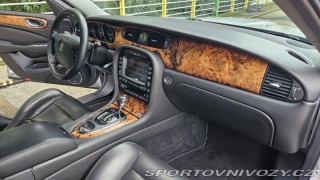 Jaguar XJR 2004