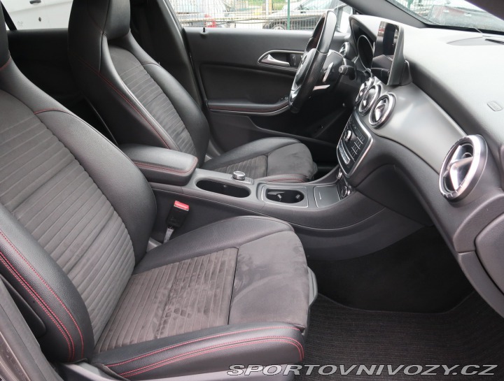 Mercedes-Benz CLA AMG Paket 200 CDI 2016