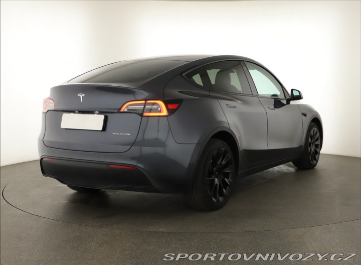 Tesla Model Y Long Range AWD 75kWh 2021