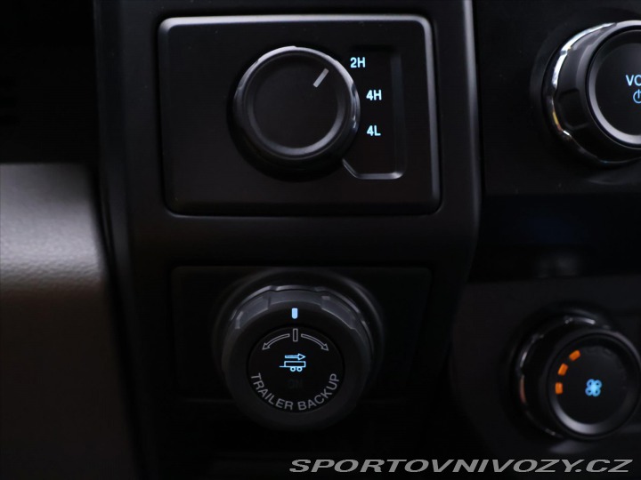 Ford Ostatní modely F-150 5,0 Lariat 4x4 SuperCrew 2020