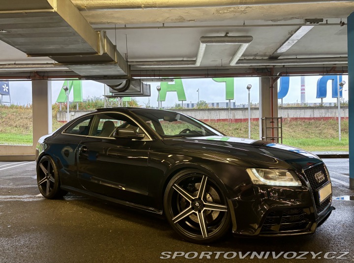 Audi RS5 4.2 FSI Quattro S-tronic 2010