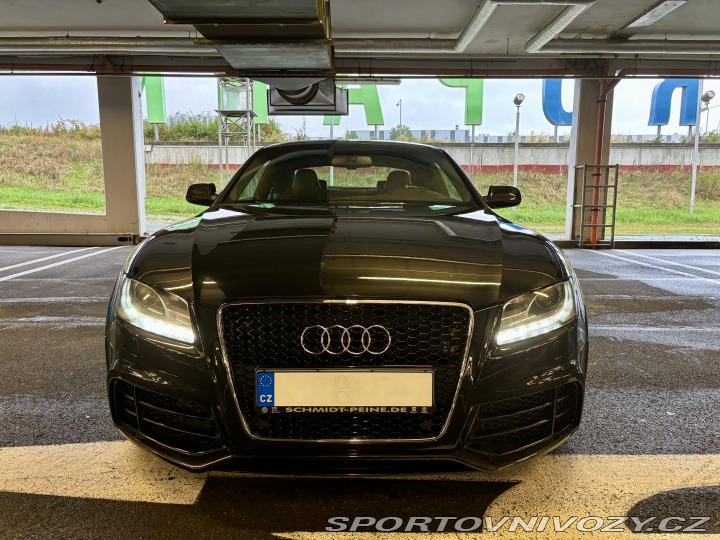Audi RS5 4.2 FSI Quattro S-tronic 2010