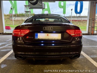 Audi RS5 4.2 FSI Quattro S-tronic 2010