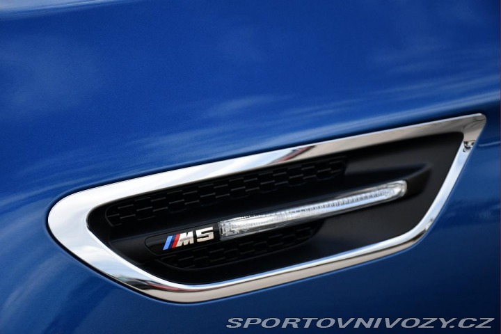 BMW M5 4.4 V8 NVISION HUD TOP ST 2012