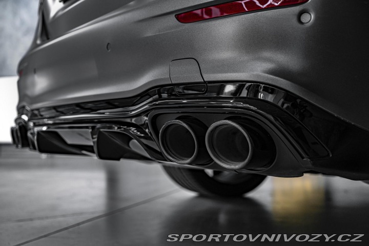 Mercedes-Benz E E53 AMG PANO/DOVĚR/KARBON 2021