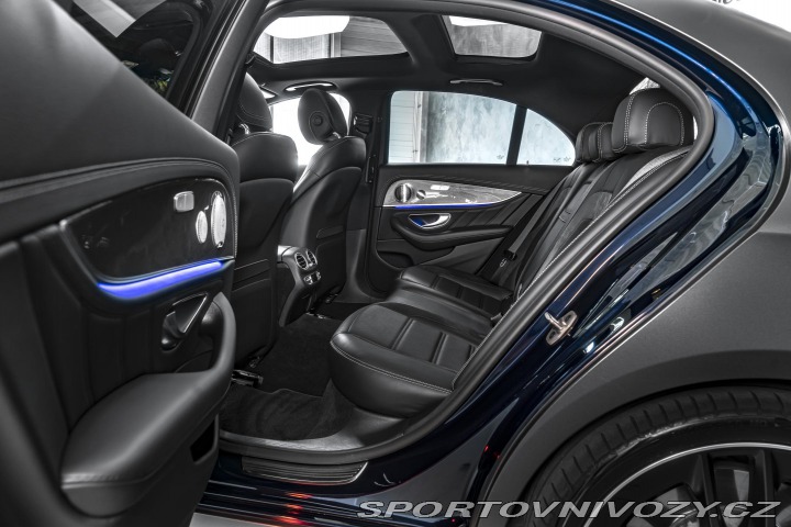 Mercedes-Benz E E53 AMG PANO/DOVĚR/KARBON 2021
