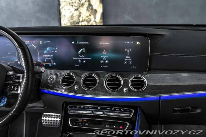 Mercedes-Benz E E53 AMG PANO/DOVĚR/KARBON 2021