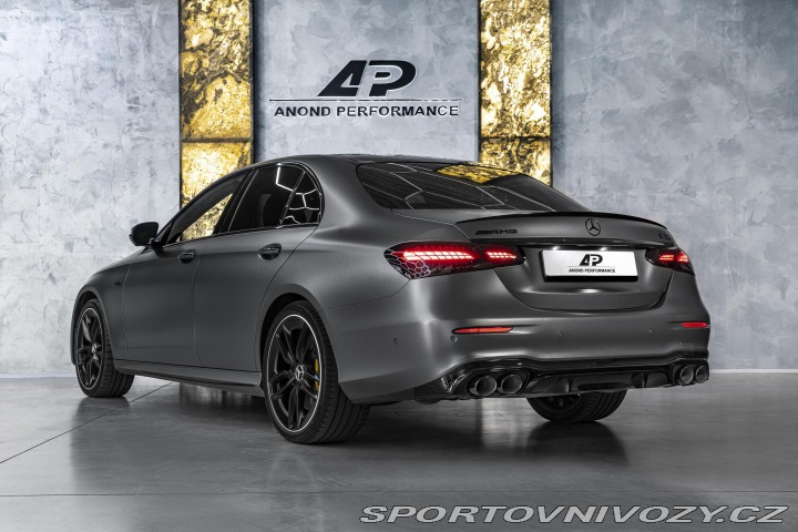 Mercedes-Benz E E53 AMG PANO/DOVĚR/KARBON 2021
