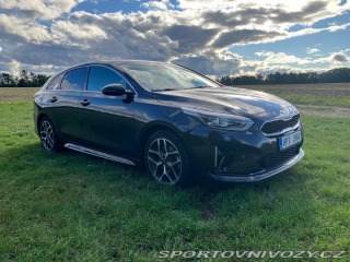 Kia ProCeed  2021