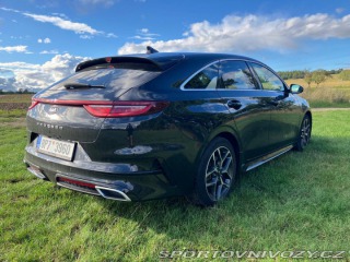 Kia ProCeed  2021