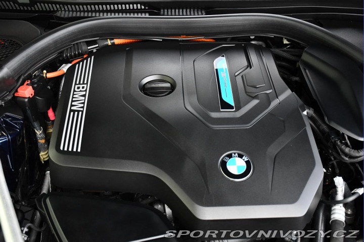 BMW 5 530e PHEV MSPORT xD HUD 9 2023