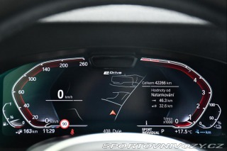 BMW 5 530e PHEV M-SPORT xD HUD 2023