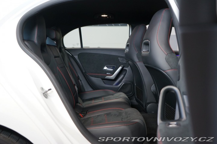 Mercedes-Benz A 200*AMG*CAMERA*CARPLAY*LE 2020