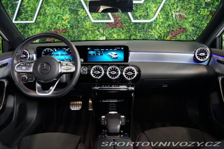 Mercedes-Benz A 200*AMG*CAMERA*CARPLAY*LE 2020