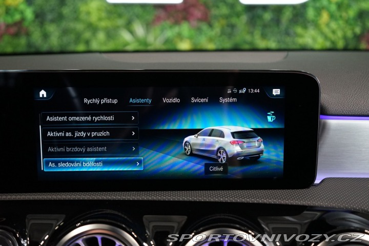 Mercedes-Benz A 200*AMG*CAMERA*CARPLAY*LE 2020