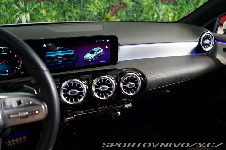 Mercedes-Benz A 200*AMG*CAMERA*CARPLAY*LE 2020