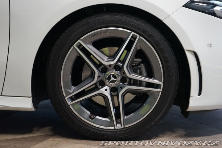 Mercedes-Benz A 200*AMG*CAMERA*CARPLAY*LE 2020
