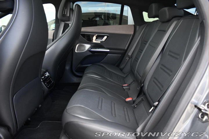 Mercedes-Benz Ostatní modely EQE 43 AMG 2022