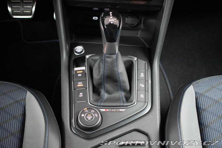 Volkswagen Tiguan R R 2.0TSI 235kW ZÁRUKA*TAŽ 2022