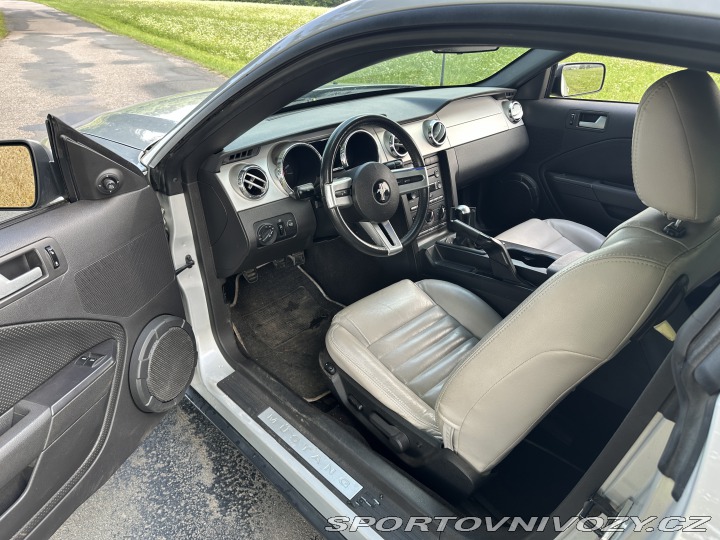Ford Mustang Mustang 2006