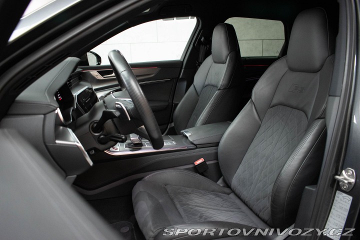 Audi RS6 KERAMIC*B&O*LASER*ZÁR 2022