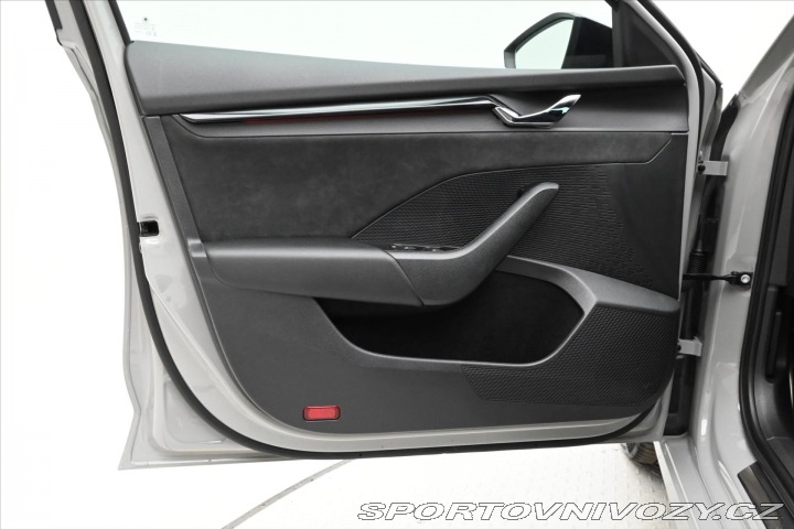 Škoda Octavia RS 2,0 TDI RS 147 kW DSG Zár 2021