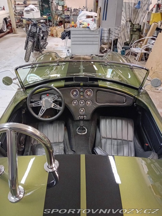 Ostatní značky Ostatní modely AC Cobra replika 2011