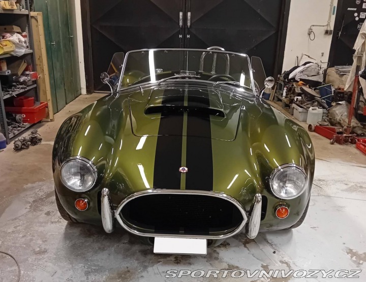 Ostatní značky Ostatní modely AC Cobra replika 2011