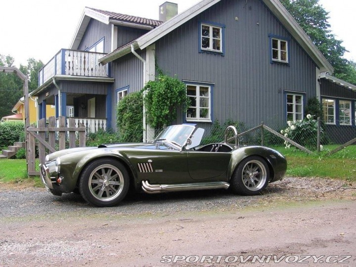 Ostatní značky Ostatní modely AC Cobra replika 2011