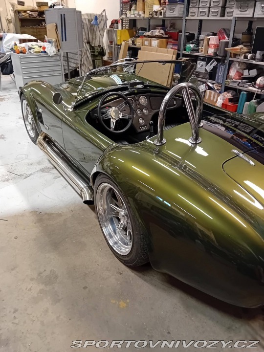 Ostatní značky Ostatní modely AC Cobra replika 2011