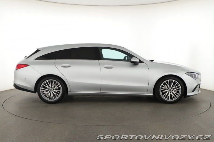Mercedes-Benz CLA 200 2023