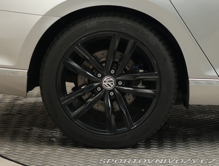 Volkswagen Ostatní modely Passat  2.0 BiTDI 2014