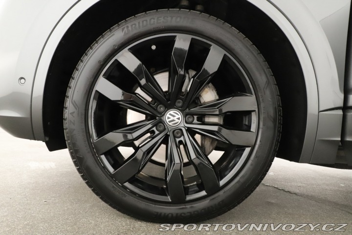 Volkswagen Ostatní modely Touareg R-Line 3.0 TDI 2020