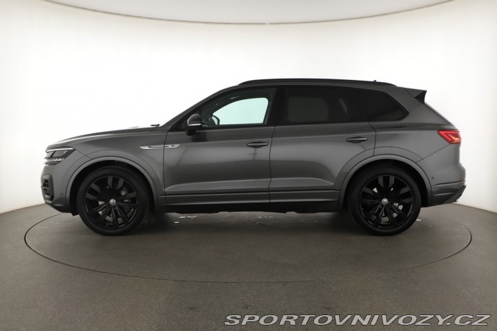 Volkswagen Ostatní modely Touareg R-Line 3.0 TDI 2020