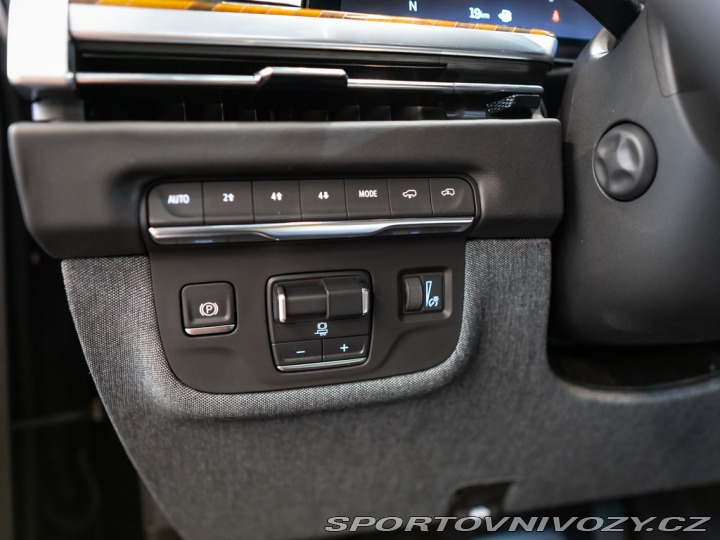 Ostatní značky Ostatní modely Cadillac Escalade 6.2 ESV Sport Platinum 20 2025