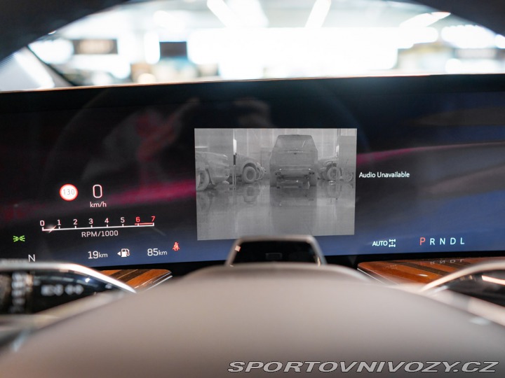 Ostatní značky Ostatní modely Cadillac Escalade 6.2 ESV Sport Platinum 20 2025